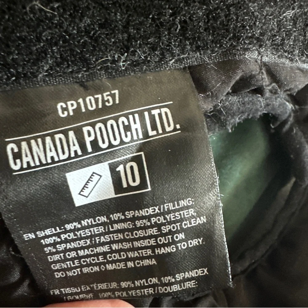 Canada Pooch Black Ultimate Stretch Dog Vest, XSmall